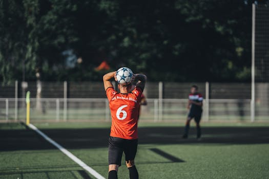 lacrosse player throwing a precise pass